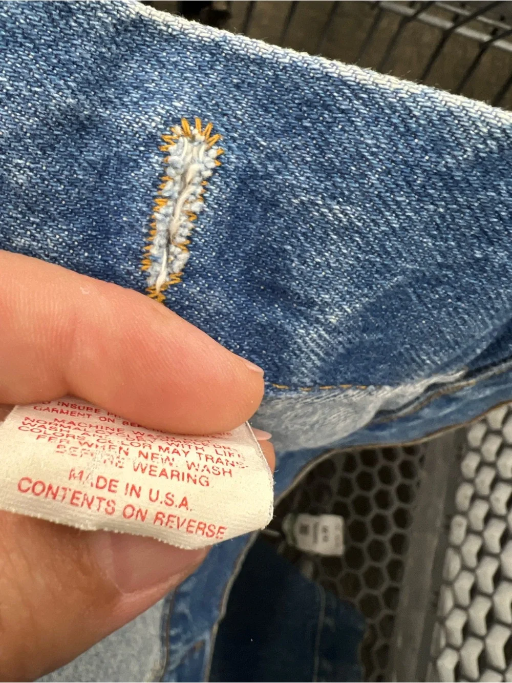 VTG Levis 70506 0216 Denim Trucker Jacket USA Made Size 48R Red Tab - Picture 12 of 13